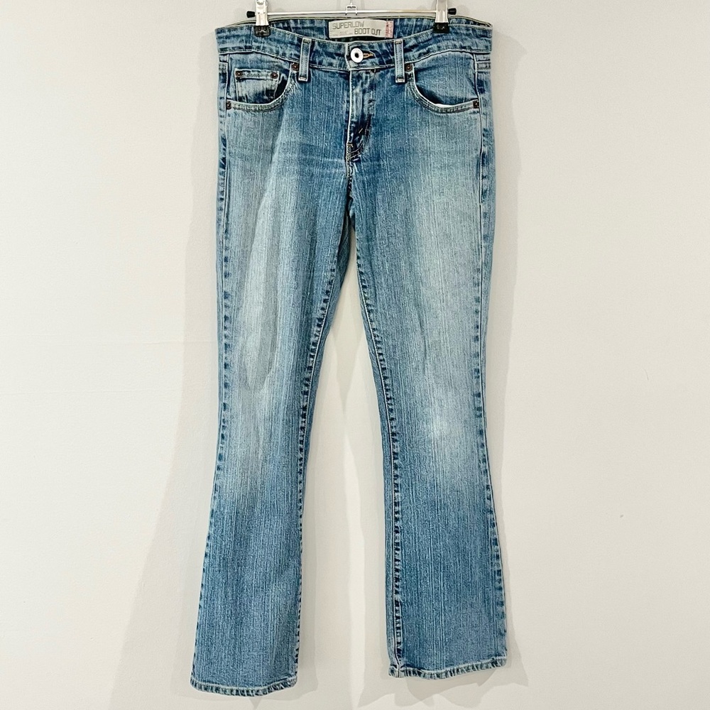 Levi super low flare leg jeans y2k